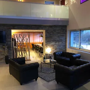 L'ange De La Vallée Hotel